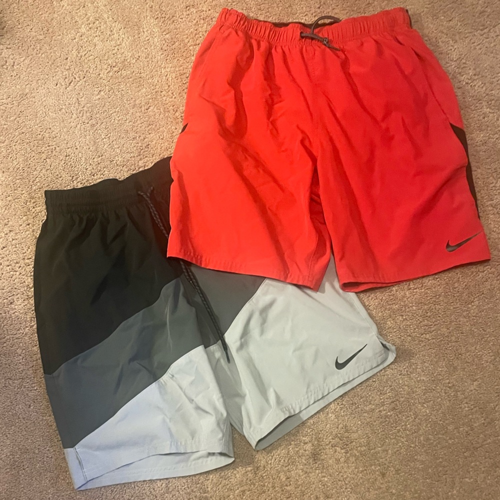 Nike Men’s Swimsuit Shorts Lot Medium M